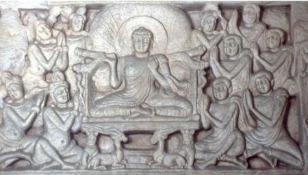 The Buddha preaching, Nagarjunakonda, 3rd or 4th century A.D. (ASI site museum, Nagarjunakonda).